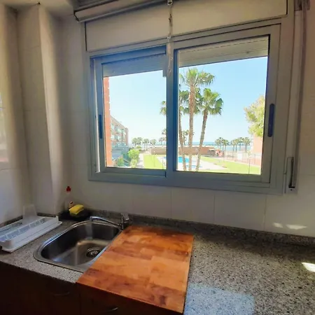 Appartement Rose - Primera Linea De Mar, Piscina, Wifi, Parquing *