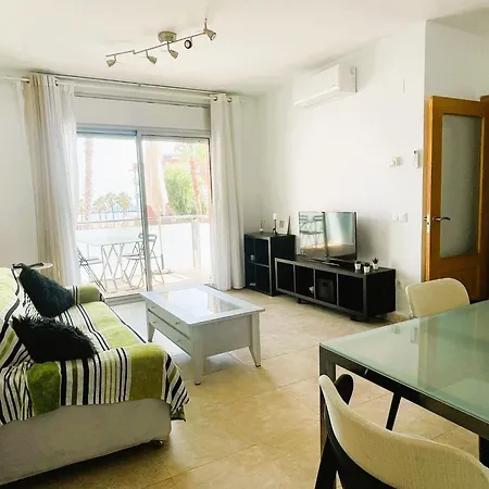 Rose - Primera Linea De Mar, Piscina, Wifi, Parquing * Cubelles
