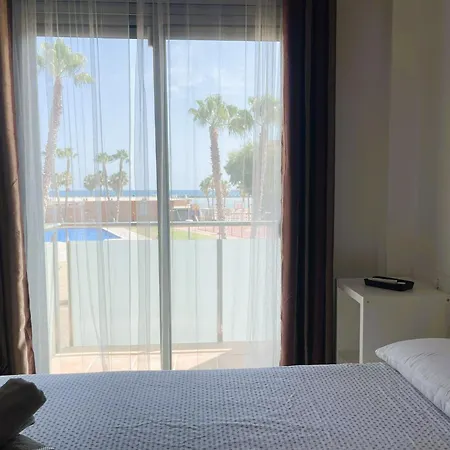 Rose - Primera Linea De Mar, Piscina, Wifi, Parquing Appartement *